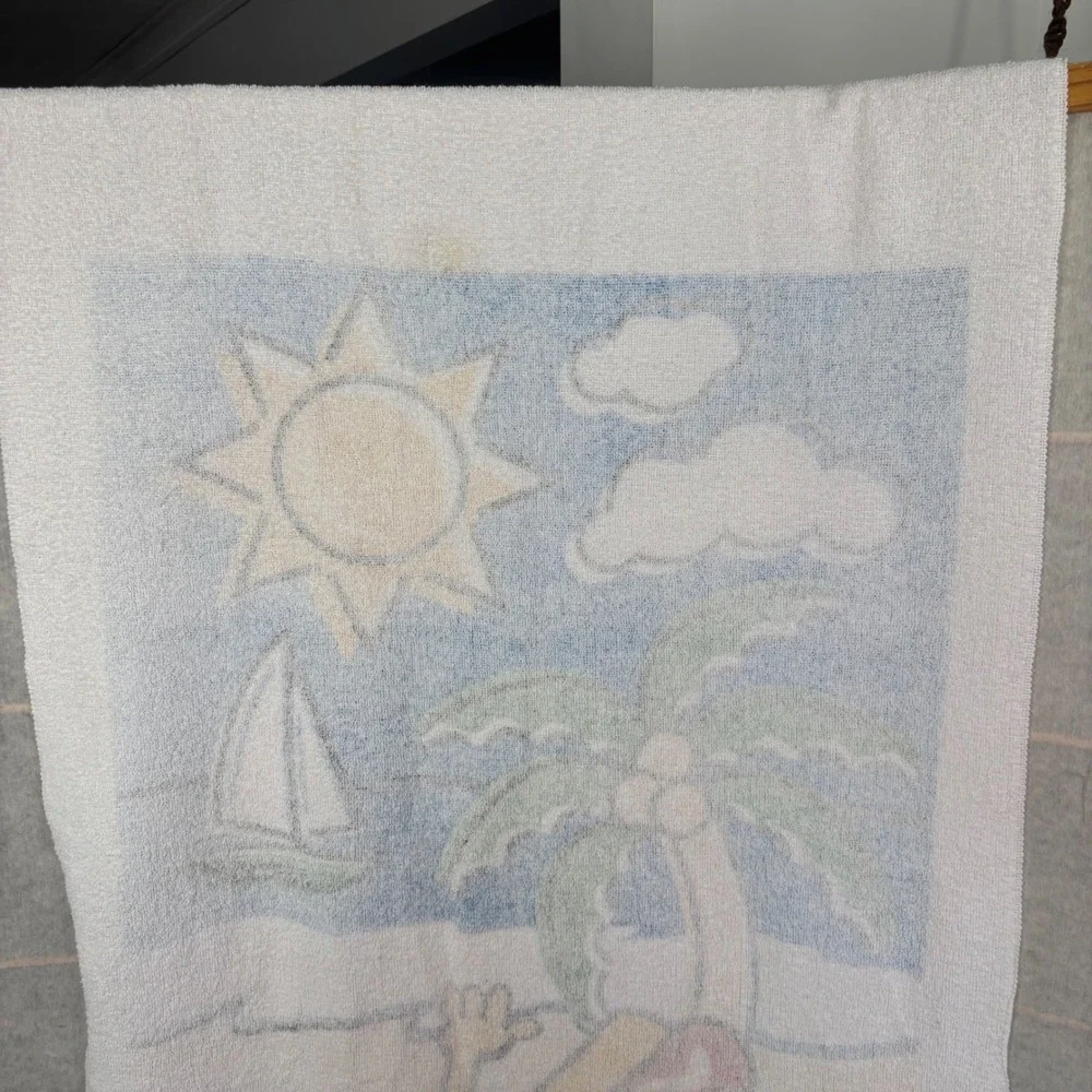 Vintage Professional Made in USA Hot Dog Beach Towel Retro Sun Sailboat‎ Crab